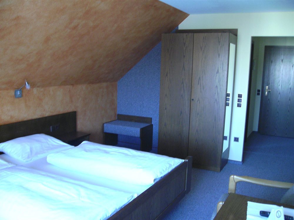 Gasthof Hotel Zum Ross Wertheim Exterior foto