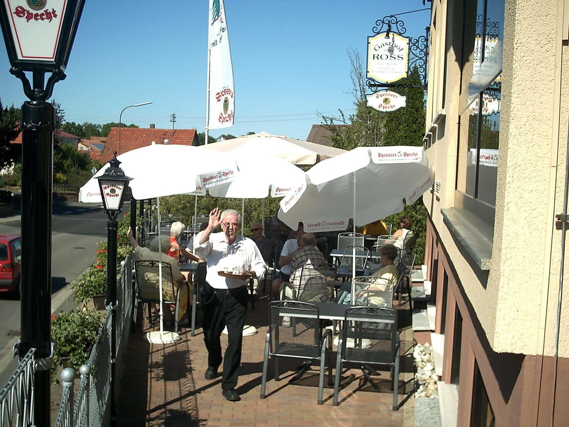 Gasthof Hotel Zum Ross Wertheim Restaurant foto
